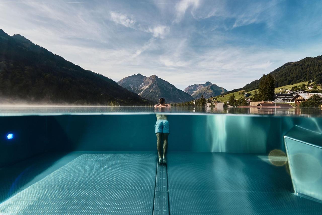 A-Rosa Ifen Hotel Kleinwalsertal Hirschegg  Dış mekan fotoğraf The Sky Pool
